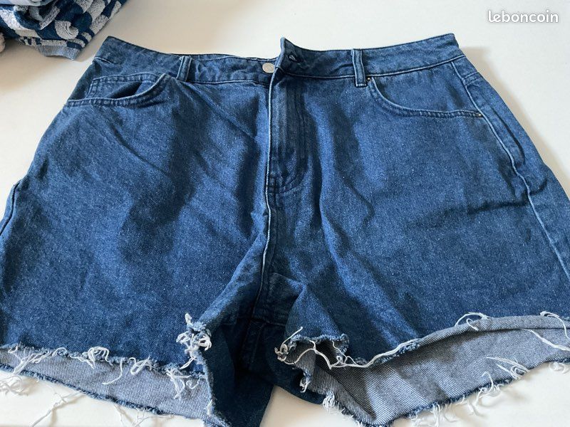 Short en jean (image 1)