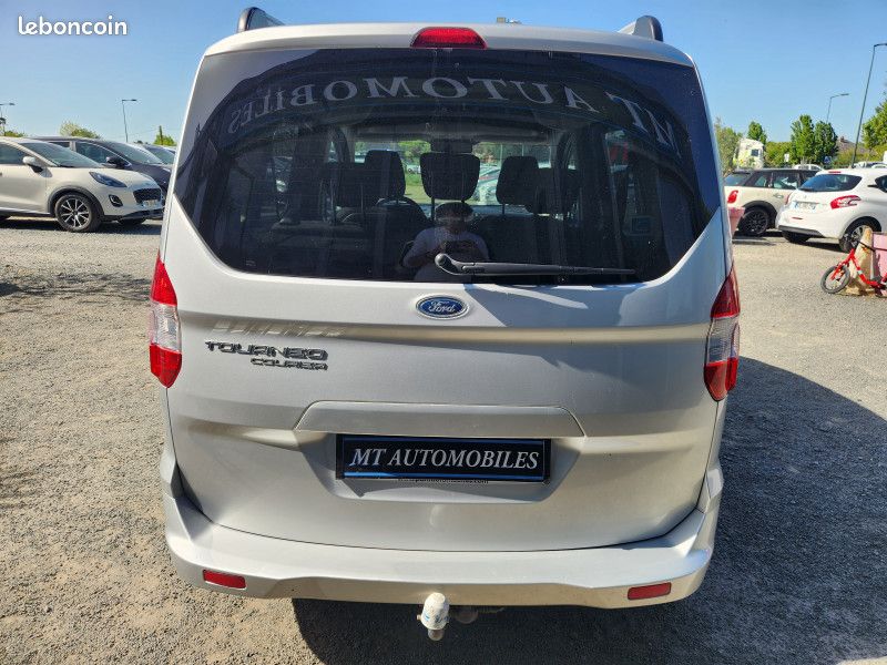 Ford TOURNEO COURIER 1.5 TD 75CH TITANIUM GARANTIE 12 MOIS (image 6)