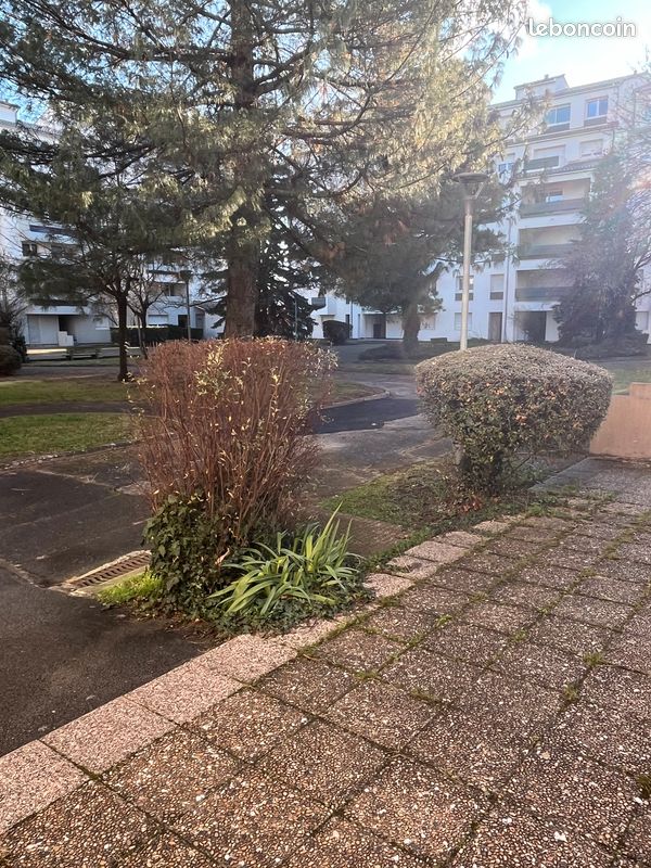 Parking 2 pièces 38 m² · à Bordeaux · 38 m² · 728 €
