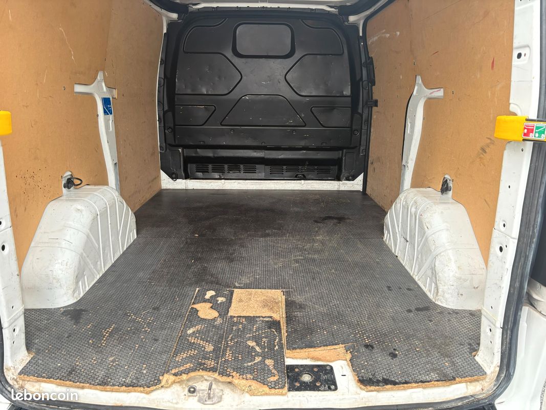 Ford transit custom fourgon 280 2.0 tdci 130 l1h1 court trend business (image 6)