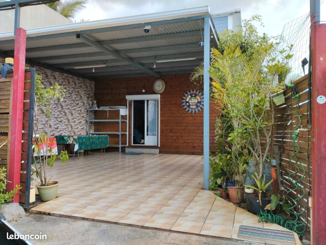 Appartement 5 pièces 115 m² · à Saint-Paul · 115 m² · 1 300 €