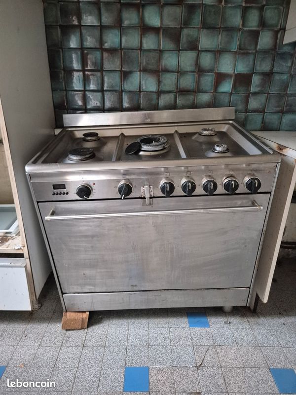 Piano de cuisson professionnel inox (image 1)