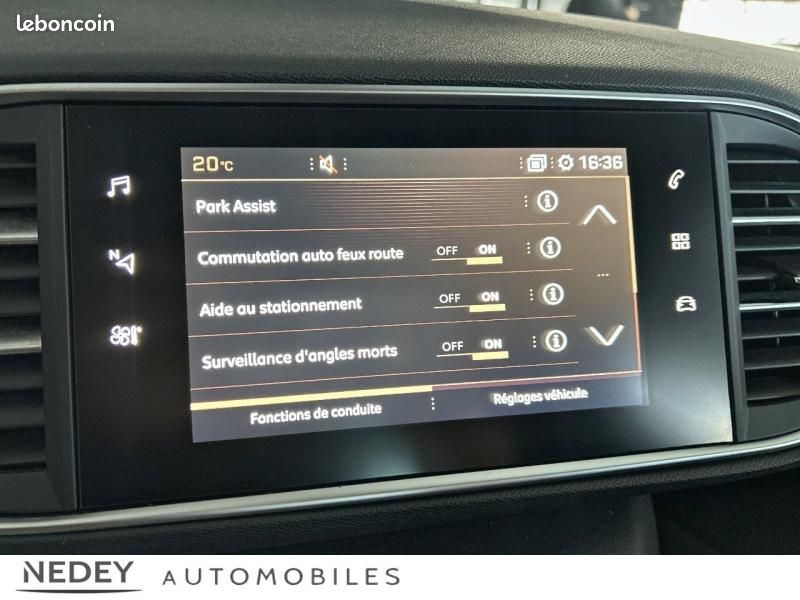 Peugeot 308 1.2 PureTech 130ch S&S Allure (image 21)