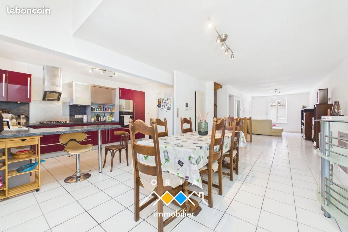 Maison 7 pièces 196 m² · à Pagny-sur-Moselle · 196 m² · 190 000 €