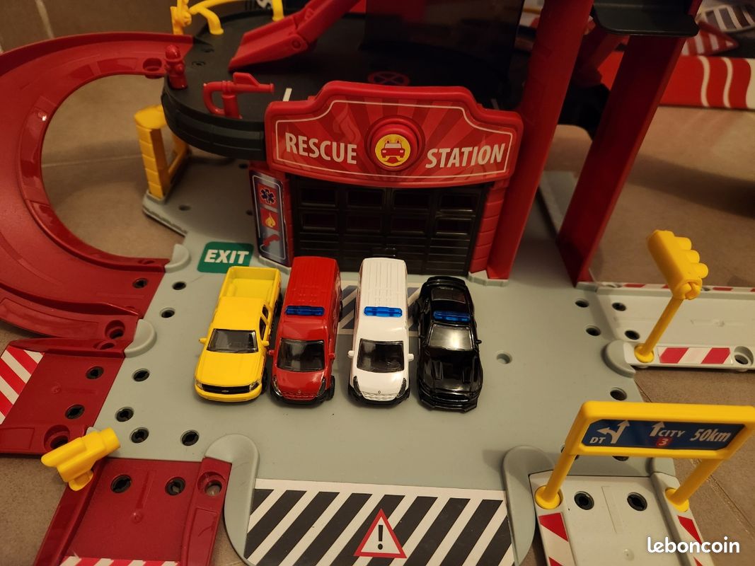 Playmobil 71724 Action Heroes Pompiers Avec Hélicoptère Et Voiturette 56 Pi Ces Neuf Jamais Ouvert