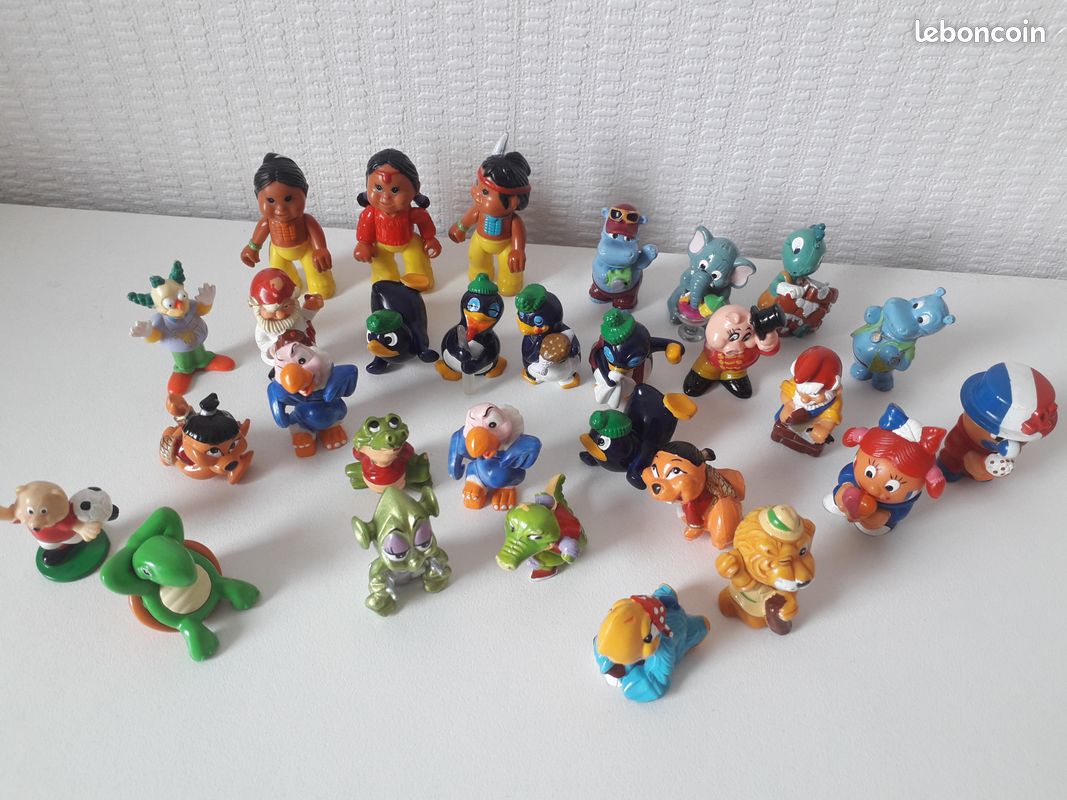 Lot de 29 figurines Quick, Mc do, etc... (image 1)