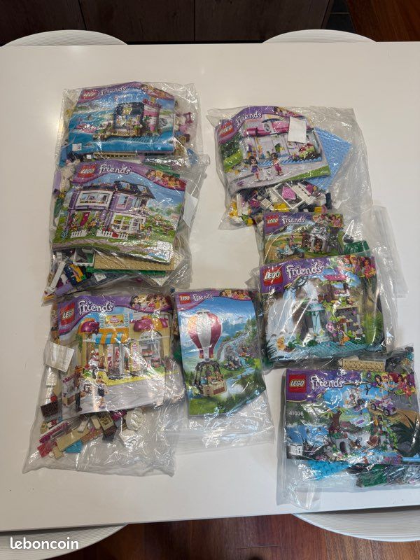 Lot 8 Lego Friends 50 (image 1)