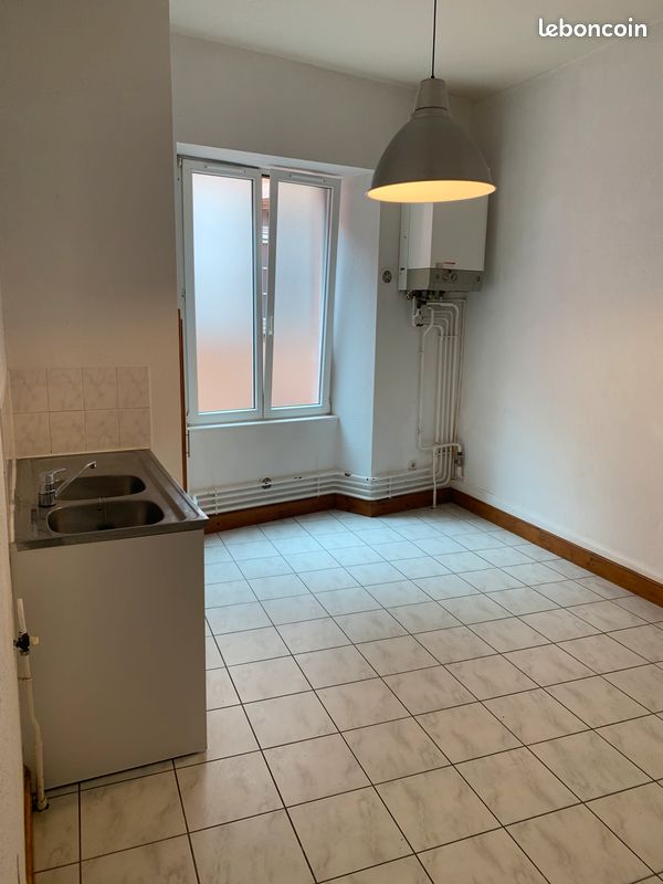 Appartement 1 pièce 40 m² · à Colmar · 40 m² · 300 €/mois