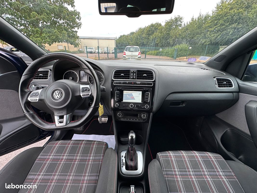 Volkswagen POLO V GTI 1.4 TFSI DSG7 180 CV (image 5)