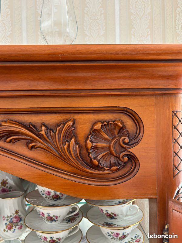 Vaisselier en bois style Louis XV (image 5)
