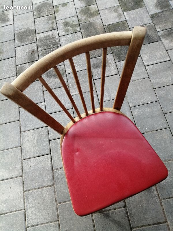 Chaise ancienne (image 1)