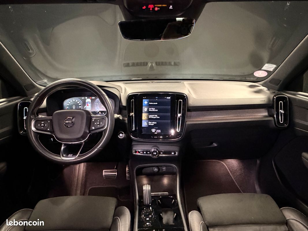 Volvo XC40 T3 163 R-DESIGN Geartronic 8 (image 3)