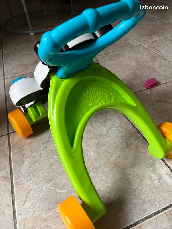 Trotteur Fisher price (image 4)