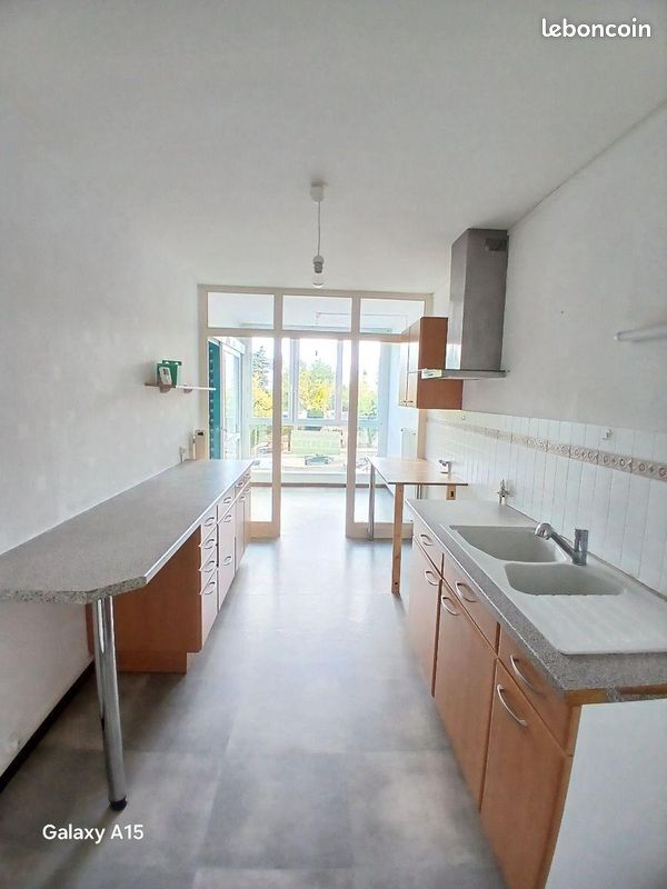 Appartement 4 pièces 75 m² · à Orléans · 75 m² · 146 600 €
