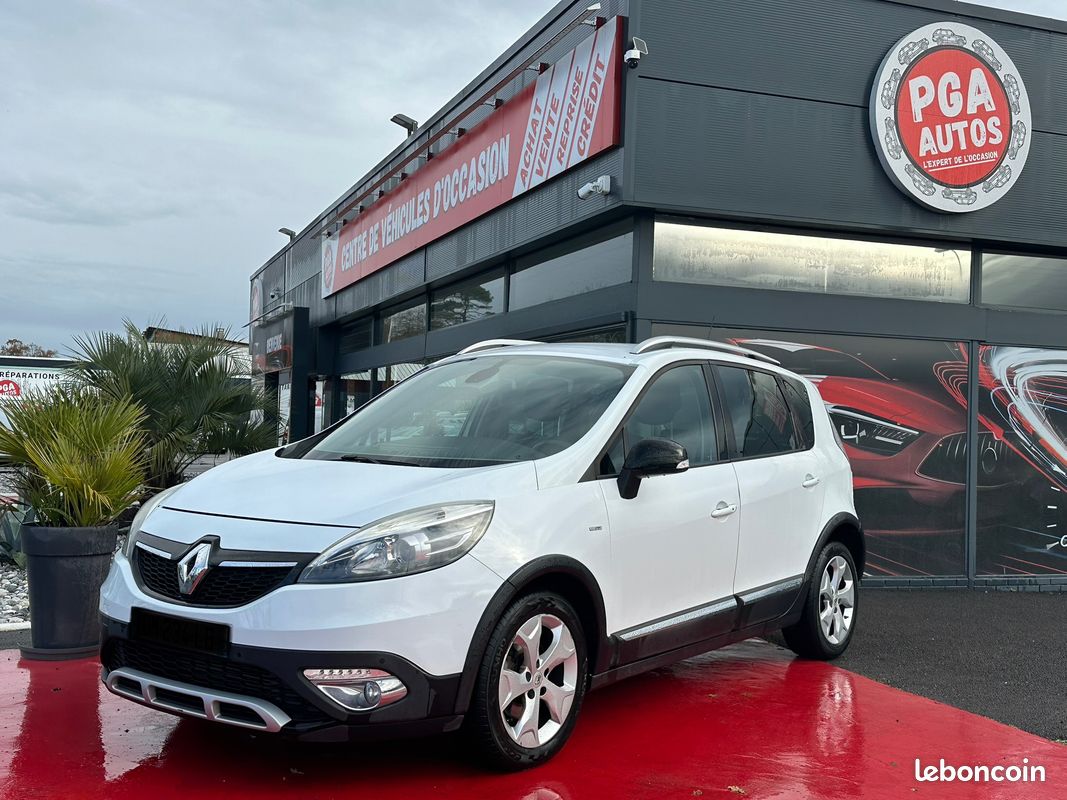 Renault Megane Scenic 1.5 L DCi 110 CH "Bose Edition" (image 1)