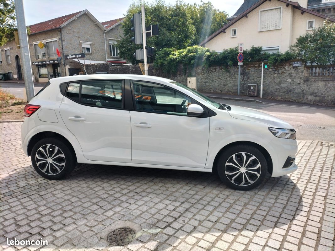 Dacia sandero 1.0 tce 90 confort (image 22)