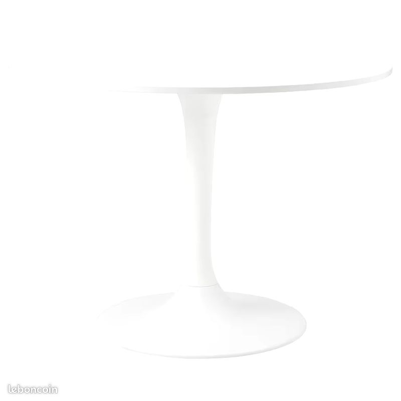 Table en très bon état (image 1)