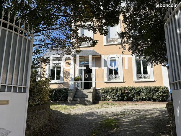 Maison 8 pièces 195 m²