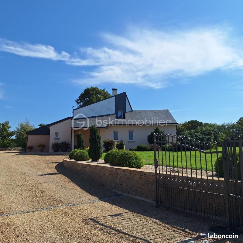 Maison 8 pièces 166 m² · à Commer · 166 m² · 363 500 €