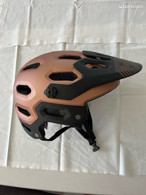 bell bike helmet piston Child Helmet, Cars, Lightning McQueen Age 5-8 Bells Piston is a comfortable Bell - Brandclub - Bell
