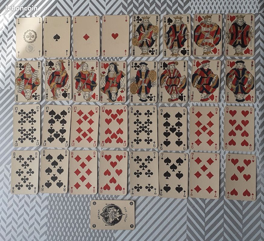 Jeu de 72 cartes B.P. Grimaud made in france Le jeu de carte est complet en bon état d' usage, les cartes glissent bien - Collection