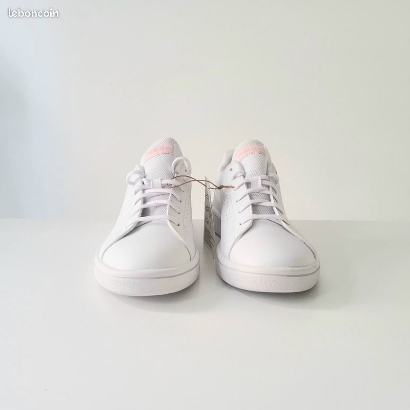 BASKET en cuire ADIDAS femme (Advantage Base) TAILLE 36 Chaussures