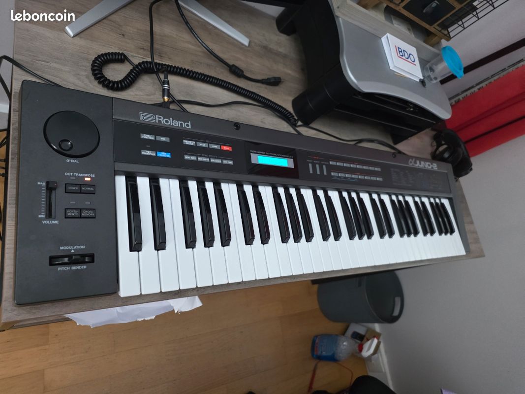 Synthétiseur analogique Roland juno 2 entièrement rénové (image 1)