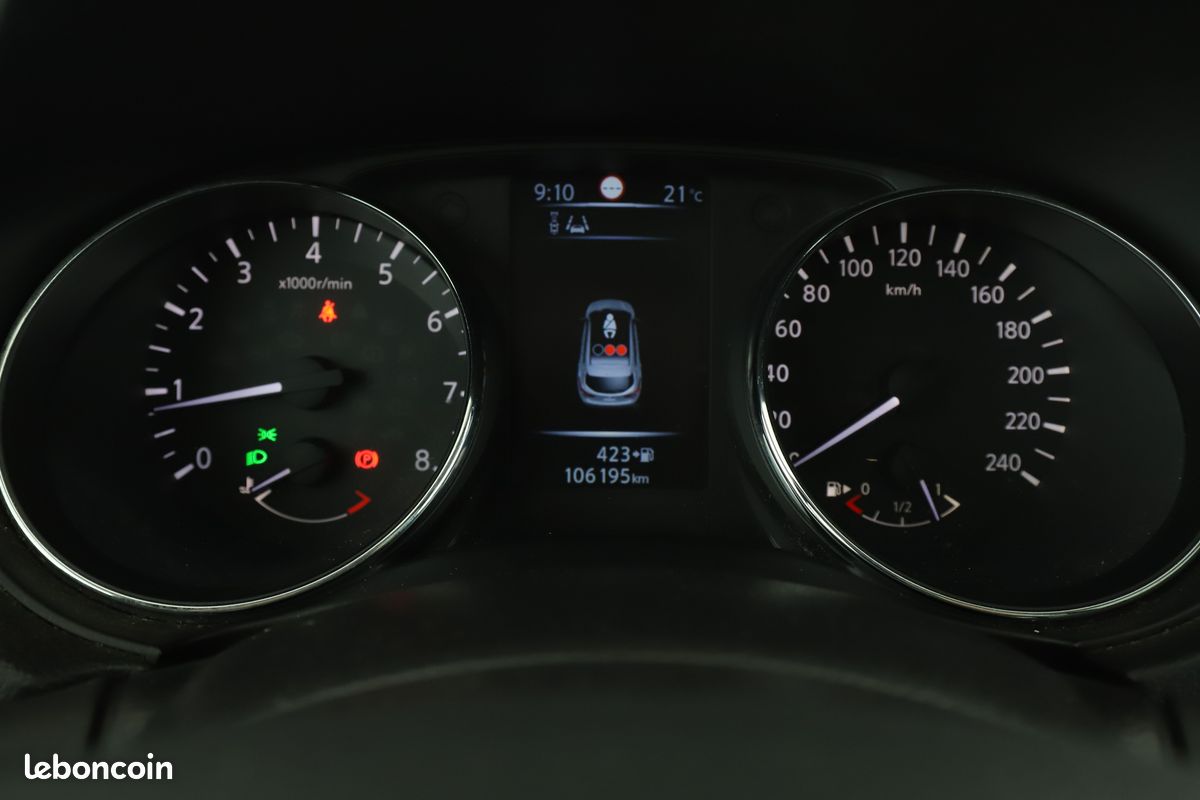 Nissan Qashqai 1.2 DIG-T Connect Edition 115 ch (image 15)