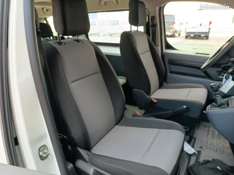 Peugeot Expert 1.5 BlueHDi 120 Standard / 8 places / 24916 ht (image 4)
