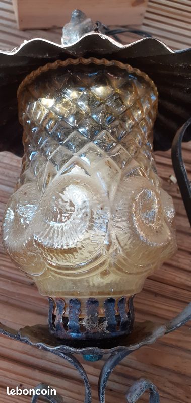 Lanterne ancienne en verre et fer forgé (image 2)