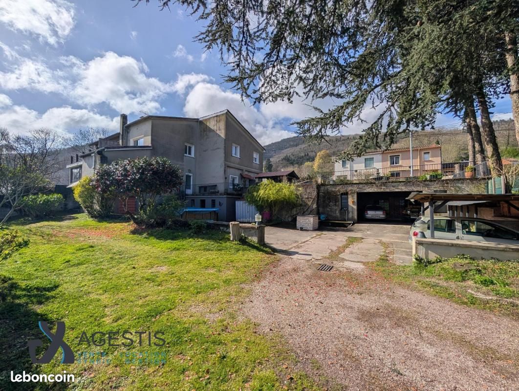 Maison 5 pièces 197 m² · à Aiguefonde · 197 m² · 255 000 €