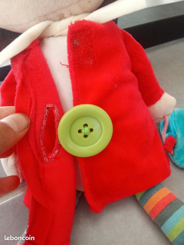 🤩Poupée Oxybul parfait pour les enfants qui apprennent à tripoter des objets comme faire les lacets grâce à la poupée mettre des boutons, faire et enlever des fermetures ,ect😍 (image 4)