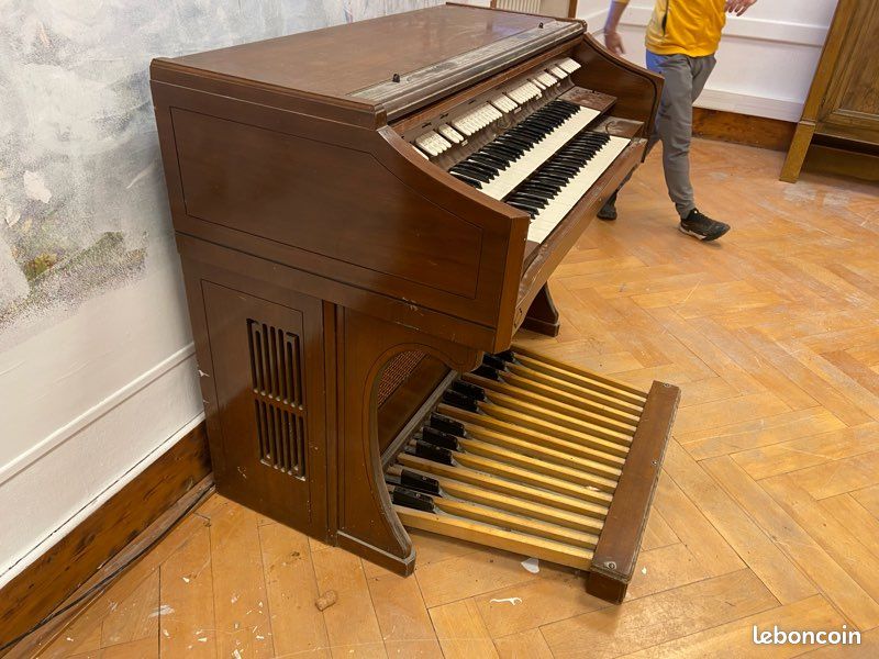 Piano . Synthétiseur Wurlitzer (image 2)