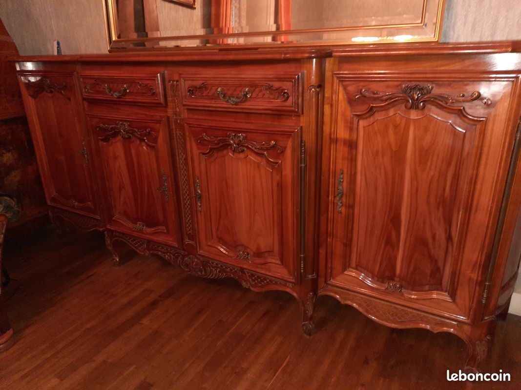 Buffet + table + 4 chaises (image 1)