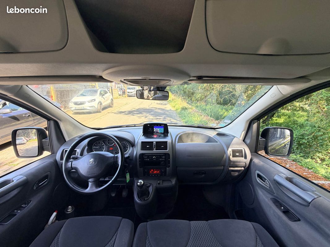 Peugeot expert tepee 2.0 hdi 163ch allure long 9 places 2014 (image 15)