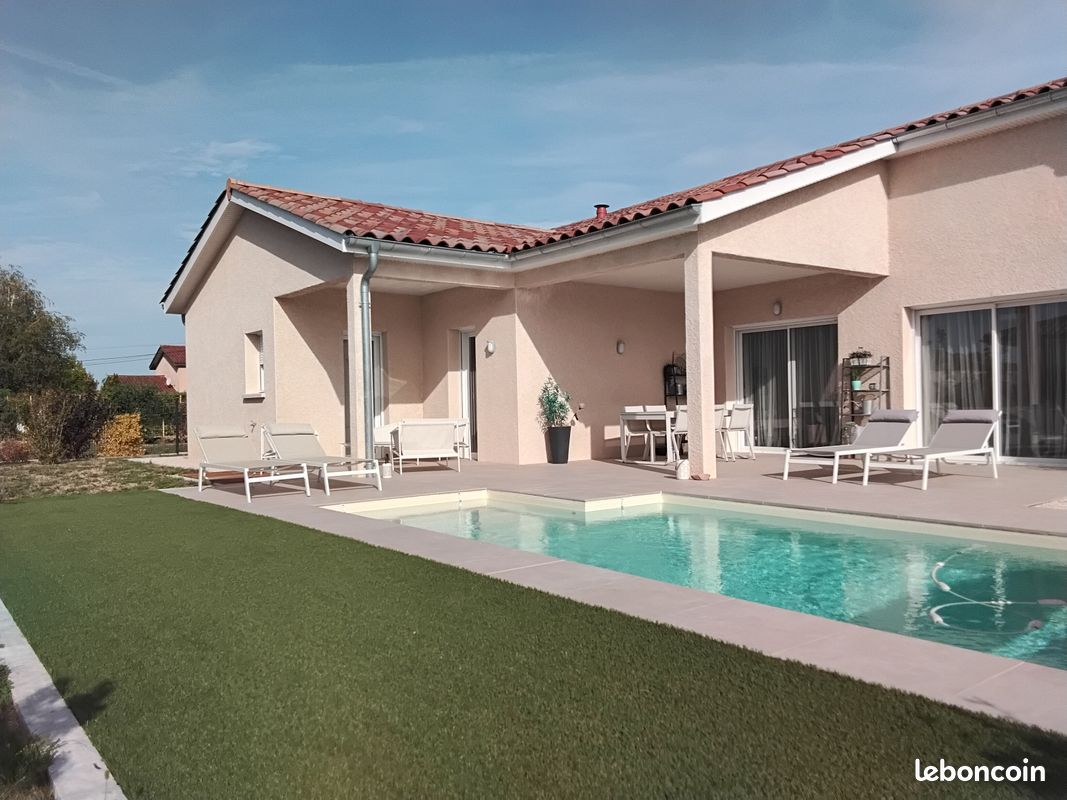 Maison 6 pièces 120 m² · à Feillens · 120 m² · 539 000 €