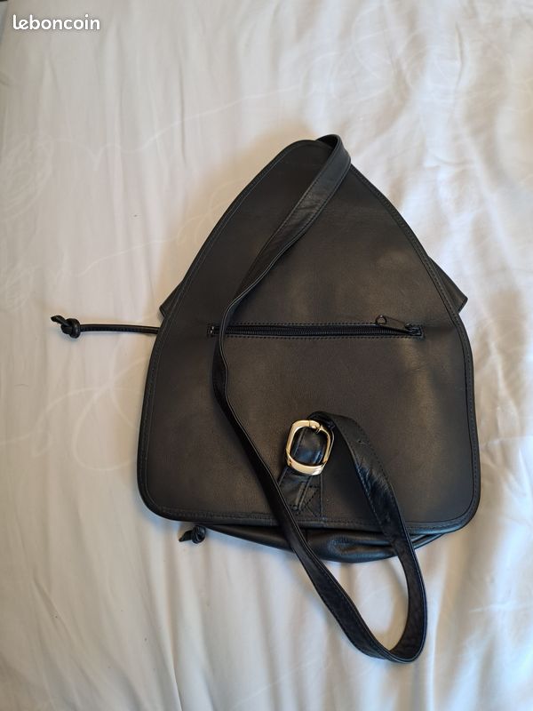 Sac à main en cuir noir - La Bagagerie (image 2)