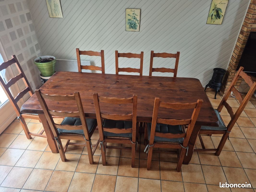 Salle à manger (image 1)