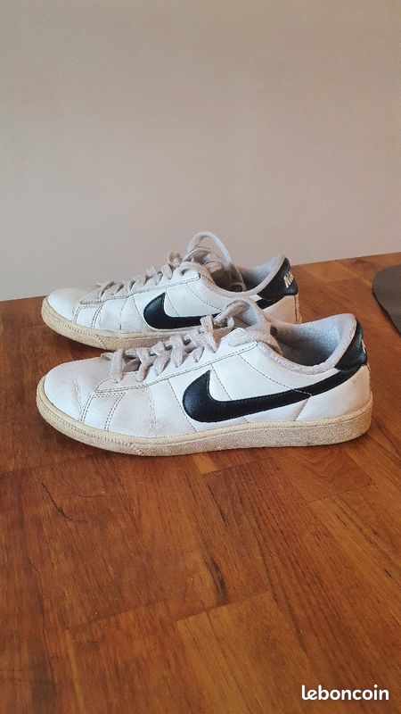 Nike (image 1)