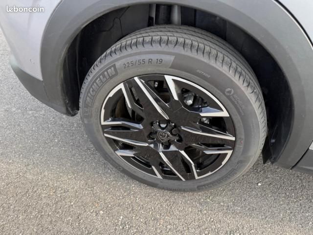 Peugeot 3008 Hybrid 145 e-DCS6 GT (image 9)