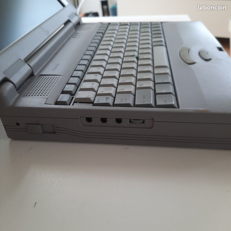 PC portable vintage Toshiba Satellite (image 4)