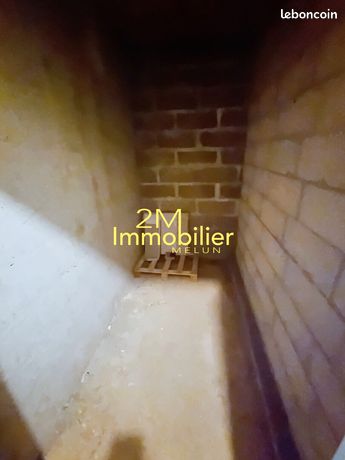 https://img.leboncoin.fr/api/v1/lbcpb1/images/c4/b5/86/c4b586440979a0bb7a4c1c7c5970370bacb9c21c.jpg?rule=ad-image