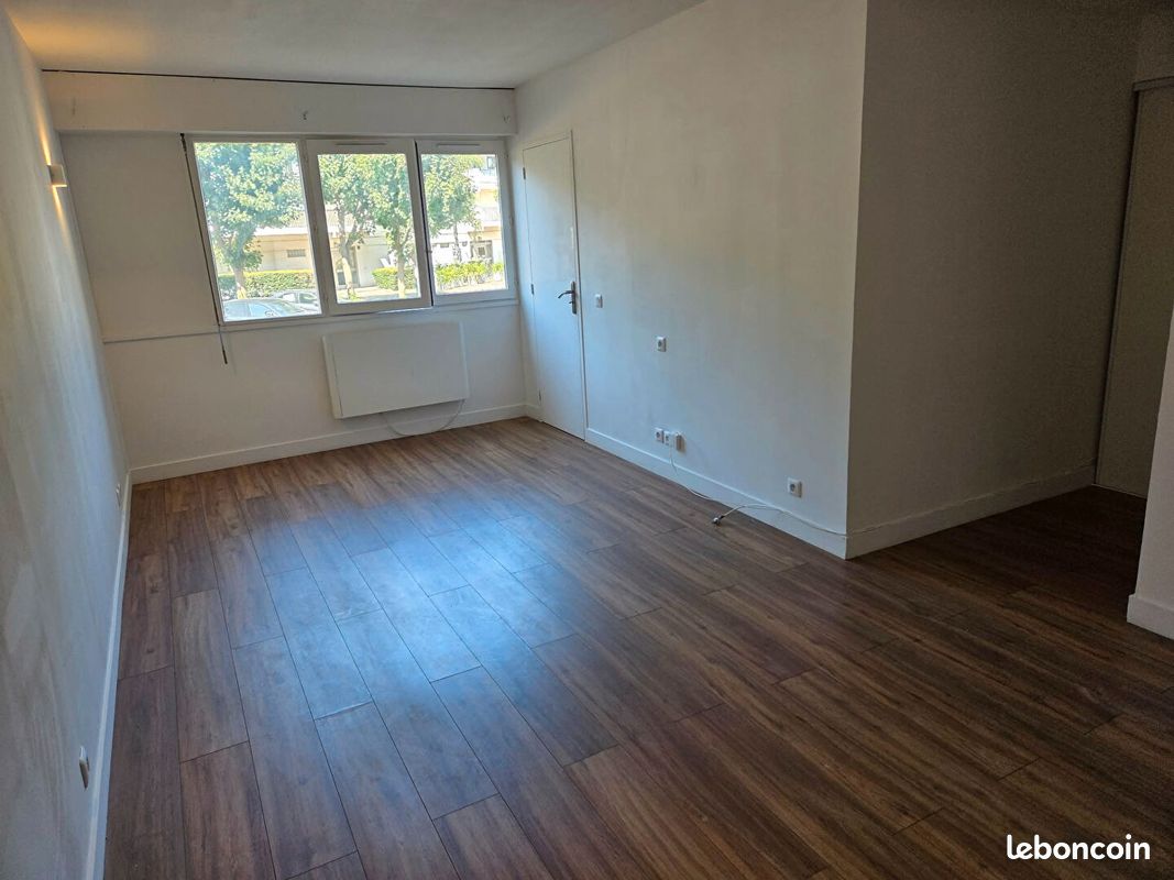 Appartement 2 pièces 33 m² · à Longjumeau · 33 m² · 850 €/mois