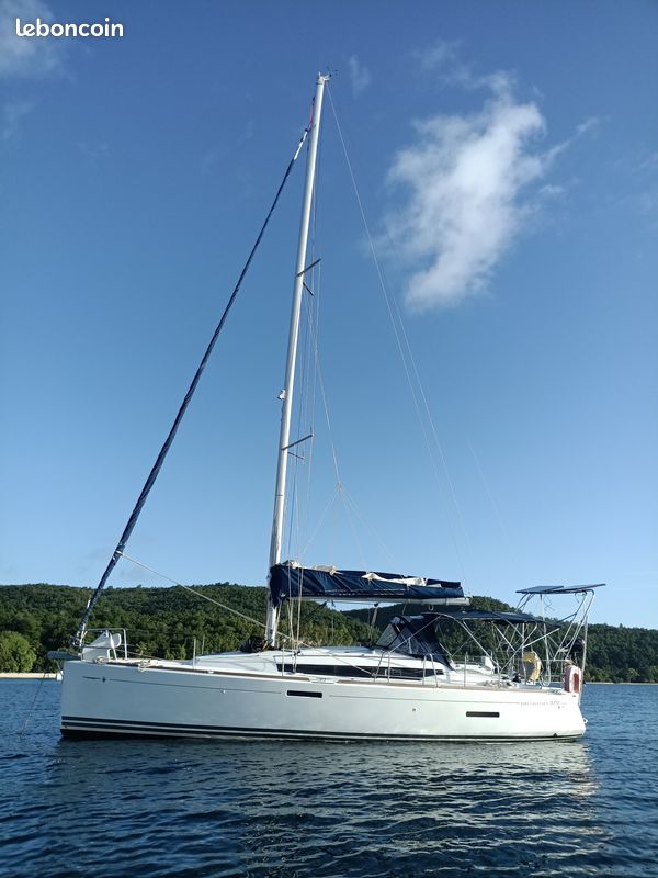 SUN ODYSSEY 379 (JEANNEAU) — View photo 1