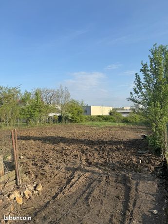 Terrain constructible à Heillecourt