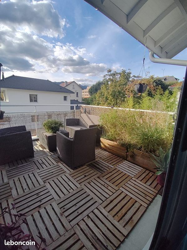Appartement 2 pièces 64 m² · à Aix-les-Bains · 64 m² · 1 050 €/mois