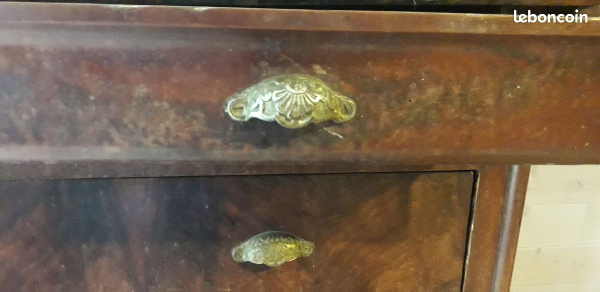 Commode ancienne, en loupe de bois foncé (image 9)