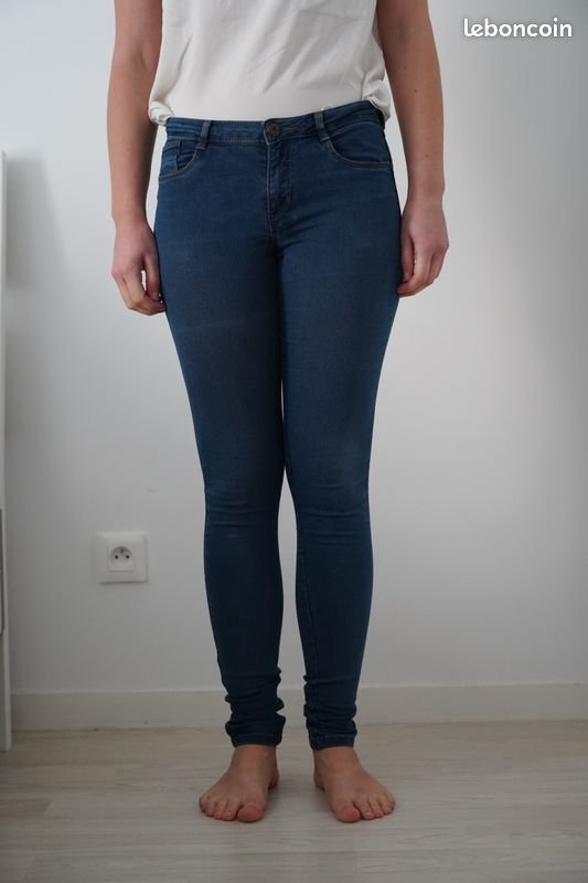 Jean slim bleu foncé (image 1)