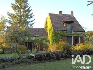 Maison 4 pièces 136 m² · à Praslay · 136 m² · 130 000 €