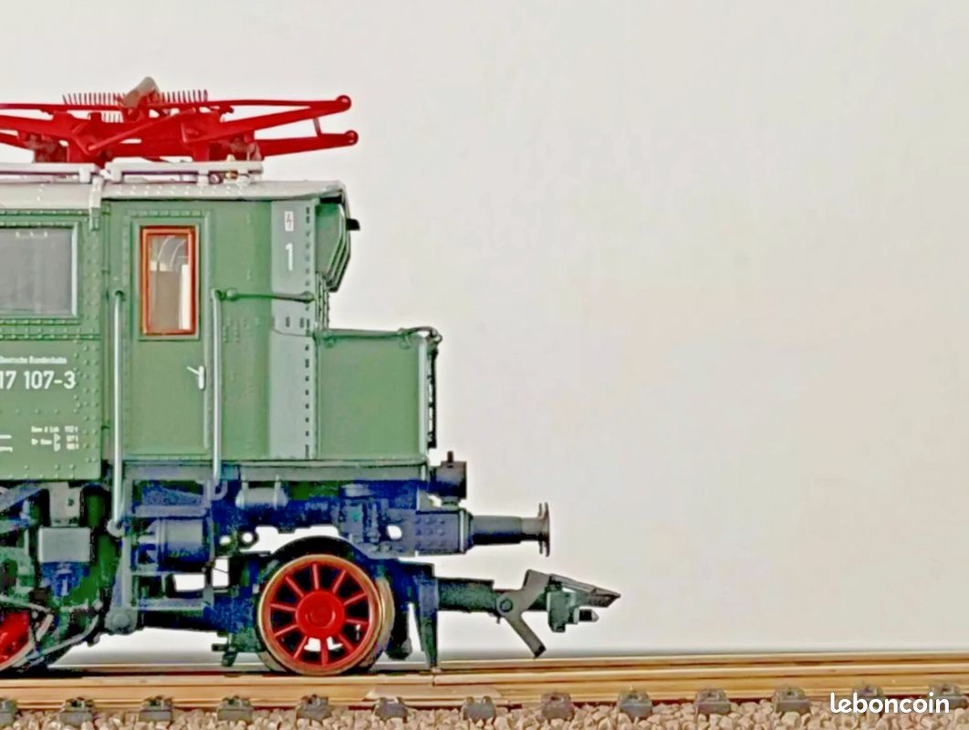 Trix H0 - 22632 - Locomotora eléctrica (1) - BR 185 - DB Railion - Catawiki